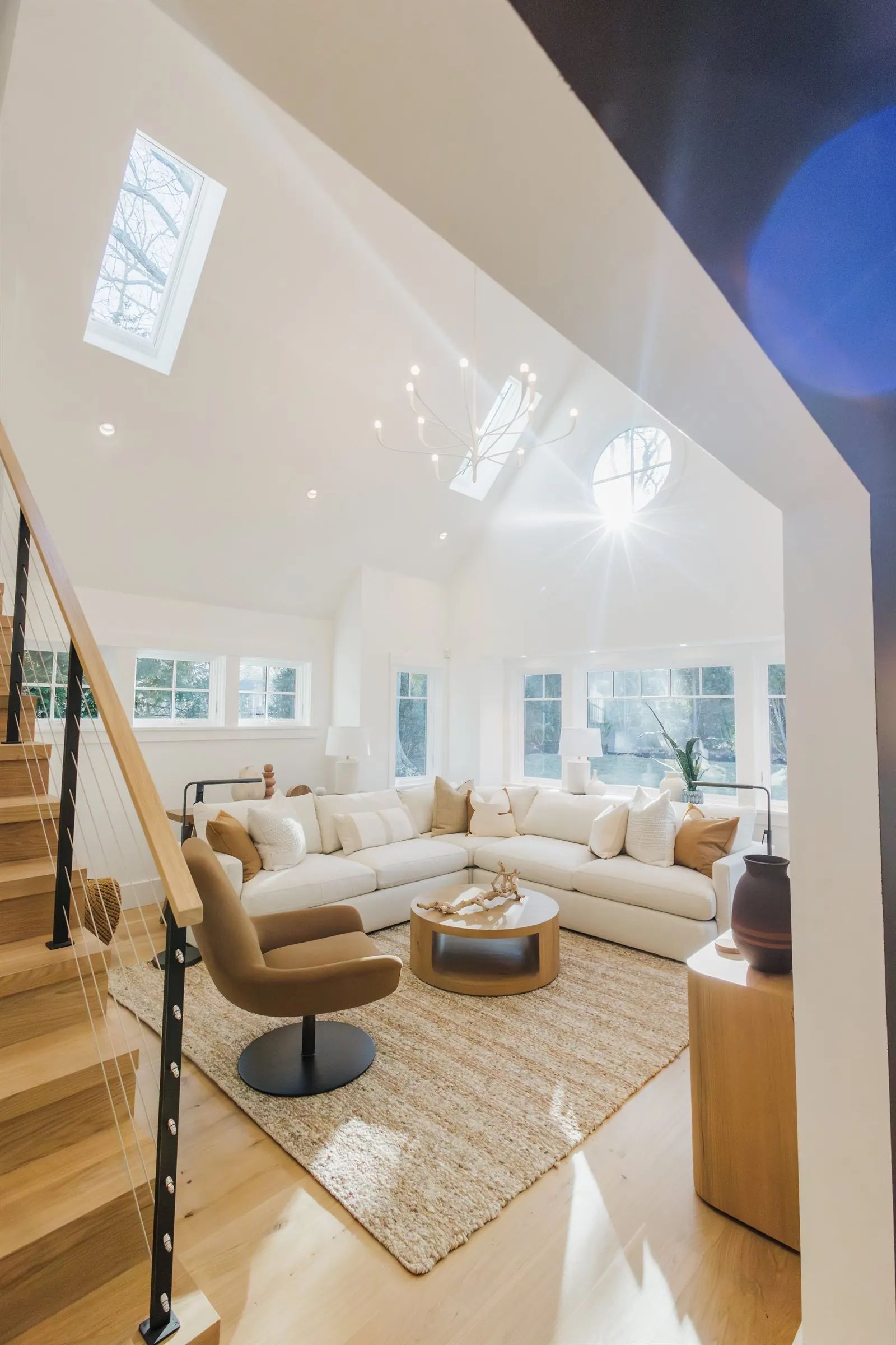 BUILT-INS THAT FIT YOUR SPACE PERFECTLY